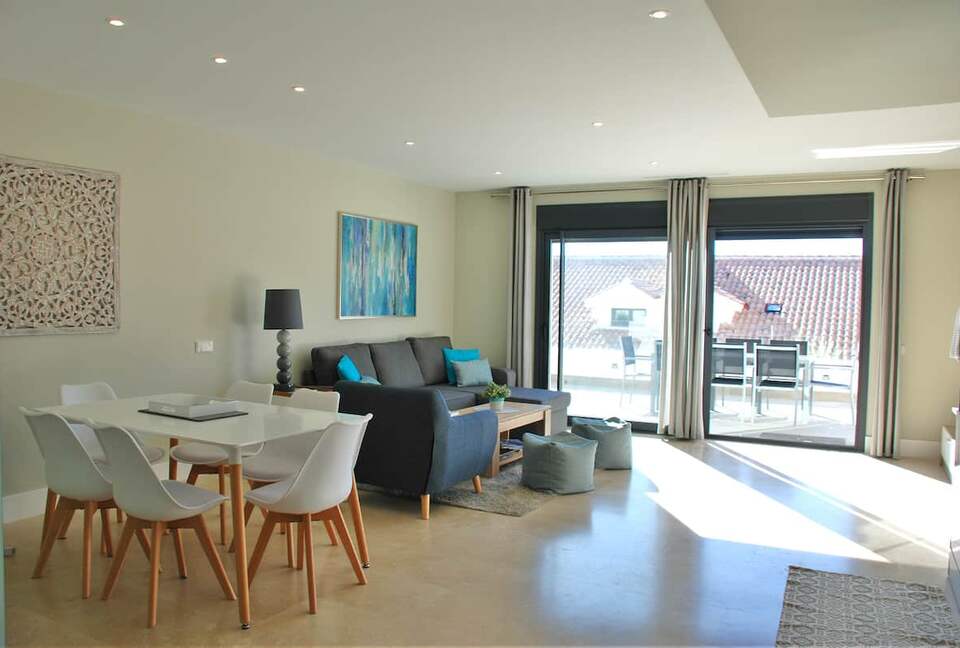 Modern Apartment with View to Gibraltar + Jacuzzi - Estepona, Spain