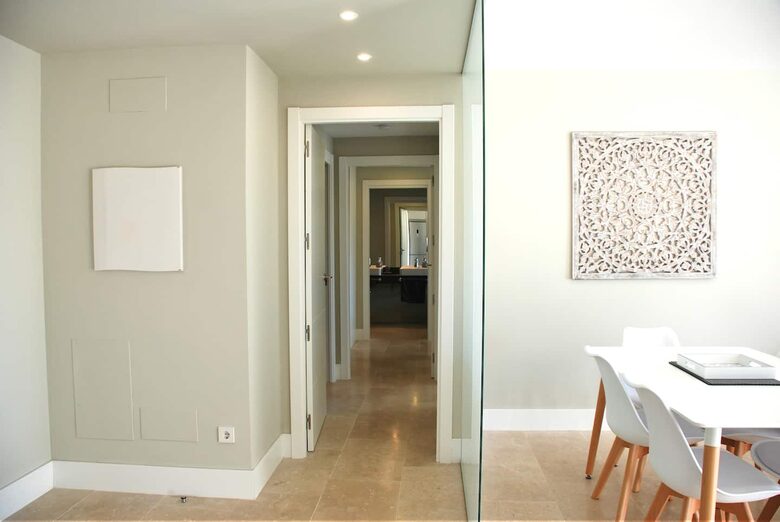 Modern Apartment with View to Gibraltar + Jacuzzi - Estepona, Spain
