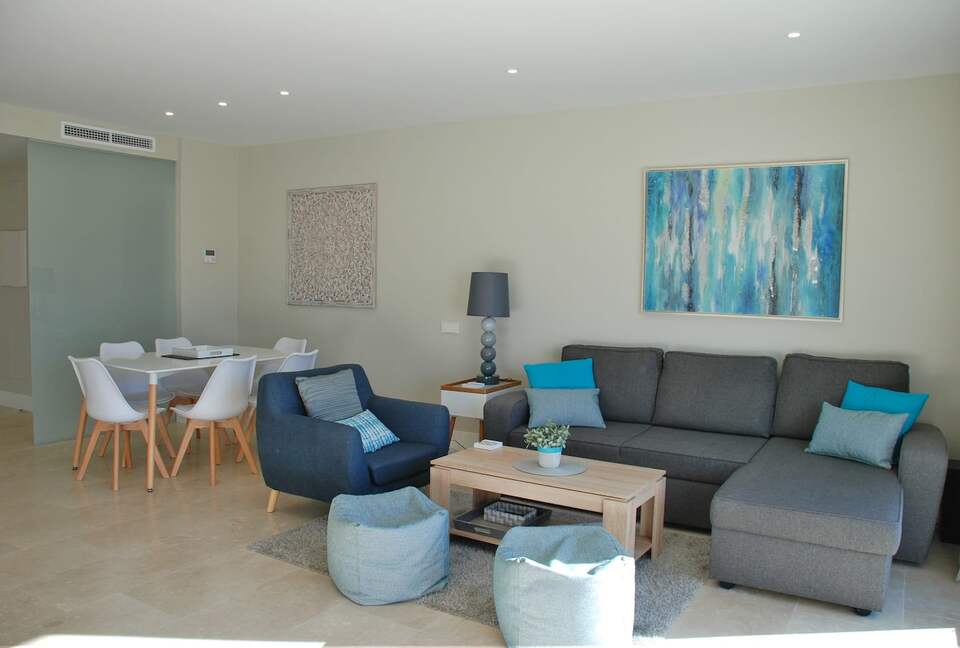 Modern Apartment with View to Gibraltar + Jacuzzi - Estepona, Spain