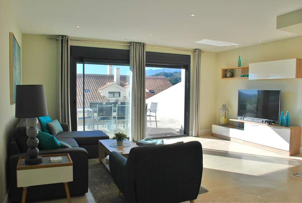 Modern Apartment with View to Gibraltar + Jacuzzi - Estepona, Spain