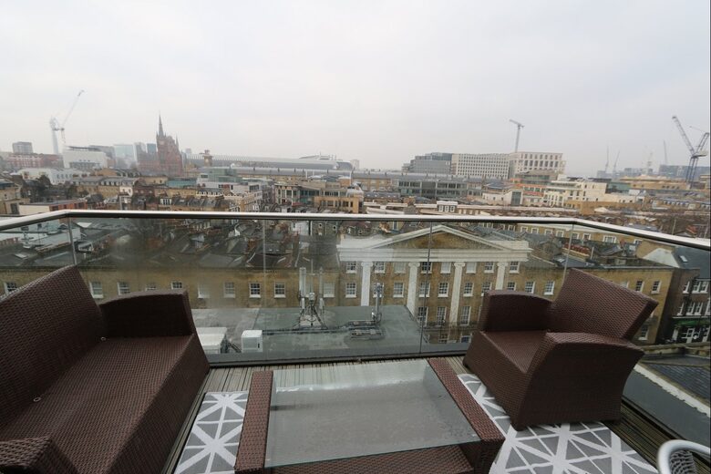 The Spitfire Apartment - London, United Kingdom