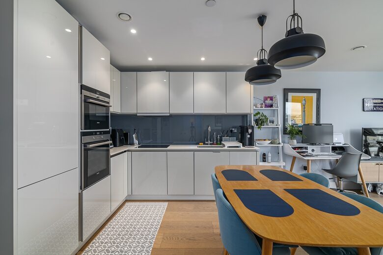 The Spitfire Apartment - London, United Kingdom
