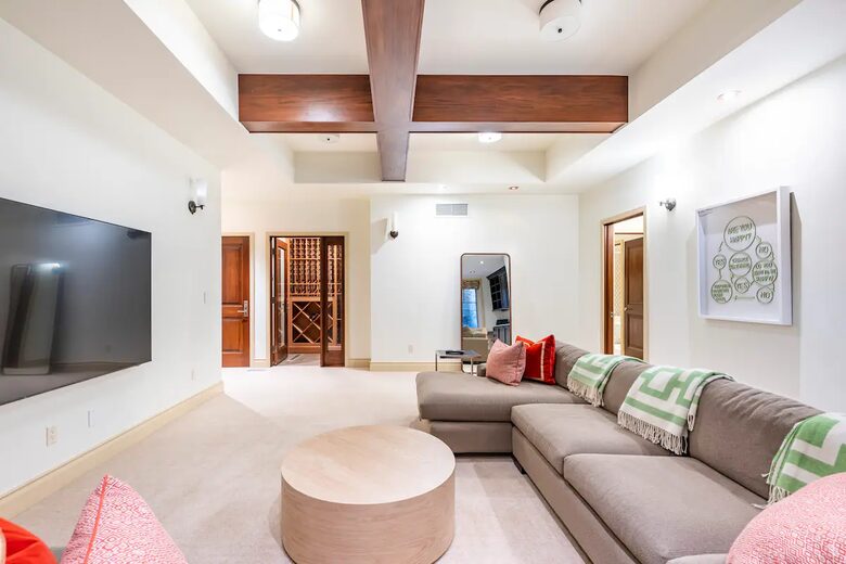 Modern Aspen Beauty - Aspen, Colorado