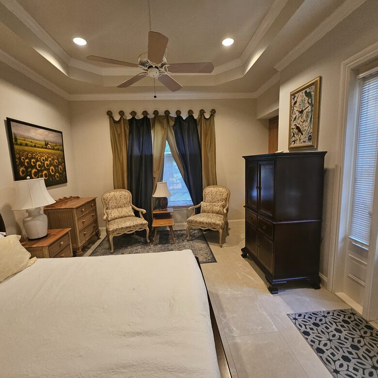Sanibel Retreat on a Resort Island - Sanibel, Florida