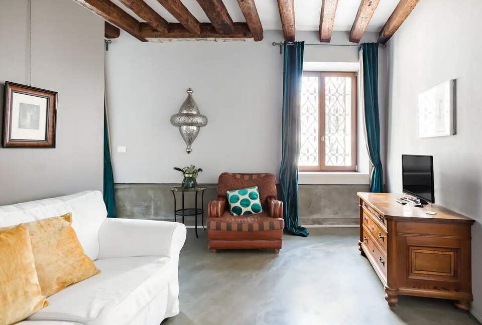 Viola Suite Canal View - Venice, Italy