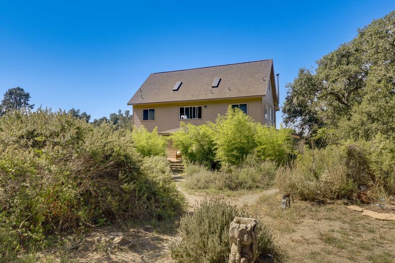 Occidental Chalet - Occidental, California