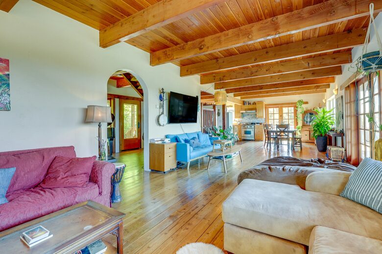 Occidental Chalet - Occidental, California