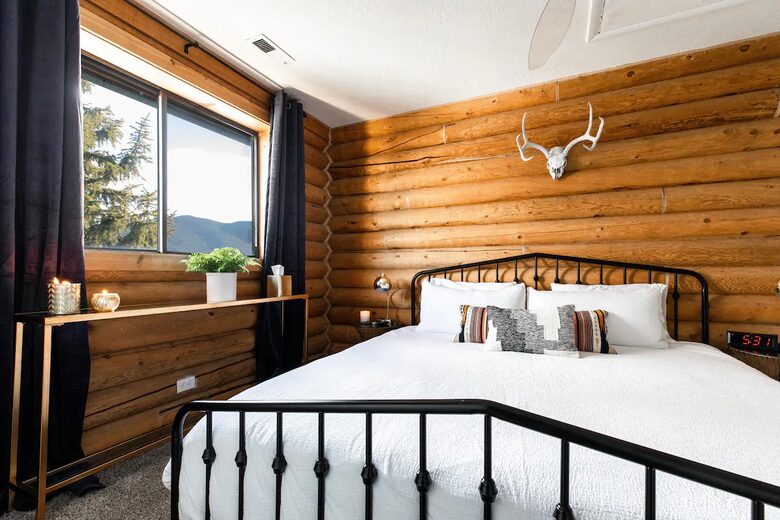 Ideallic Modern Mountain Hub - Dillon, Colorado