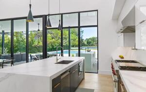Luxe Estate in the Heart of Naples