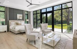 Luxe Estate in the Heart of Naples