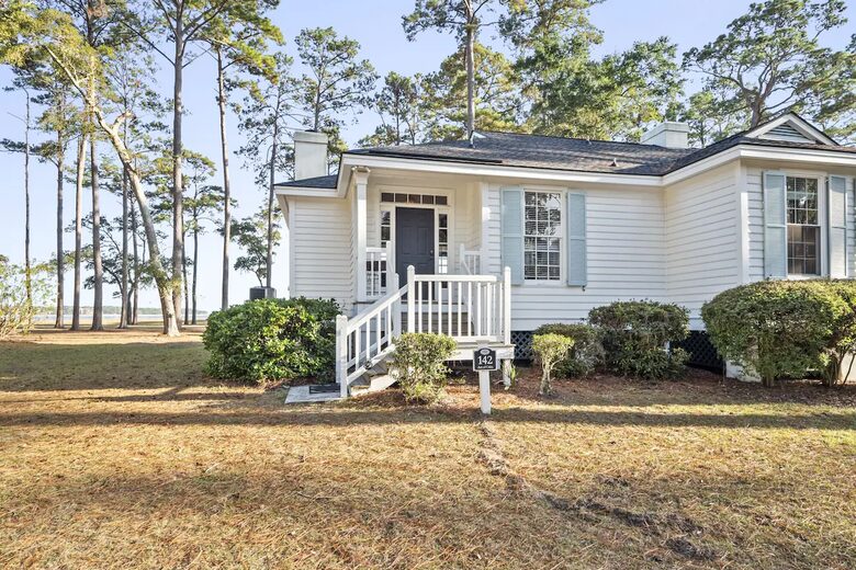 Daufuskie Island Oceanfront Cottage - Daufuskie Island, South Carolina