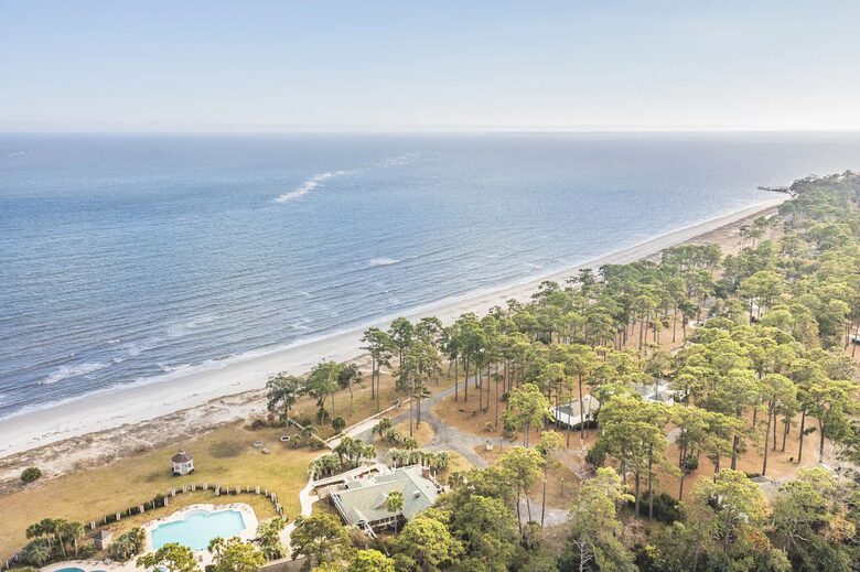 Daufuskie Island Oceanfront Cottage - Daufuskie Island, South Carolina