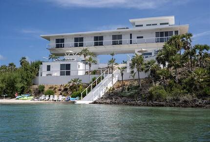 Private Beach Retreat - Palmetto Point, Bahamas