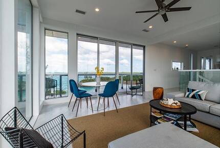 Private Beach Retreat - Palmetto Point, Bahamas