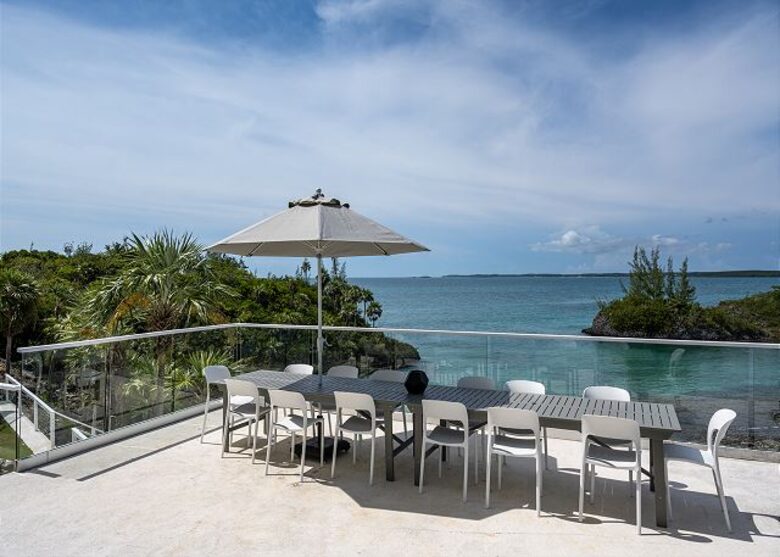 Private Beach Retreat - Palmetto Point, Bahamas