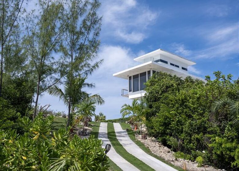 Private Beach Retreat - Palmetto Point, Bahamas