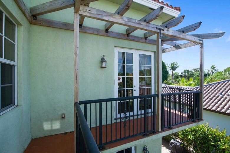 Casa del Corazon in Historic Flamingo Park - West Palm Beach, Florida