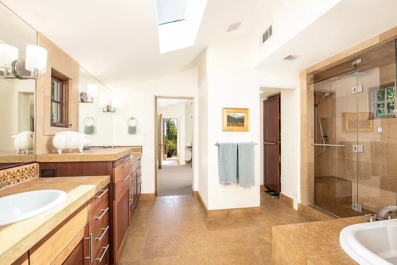 Santa Barbara Riviera | Estate Home Plus Carriage House - Santa Barbara, California