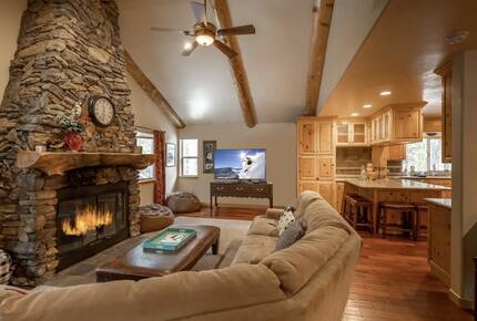 Northstar Stone Lodge - Big Bear Lake, California