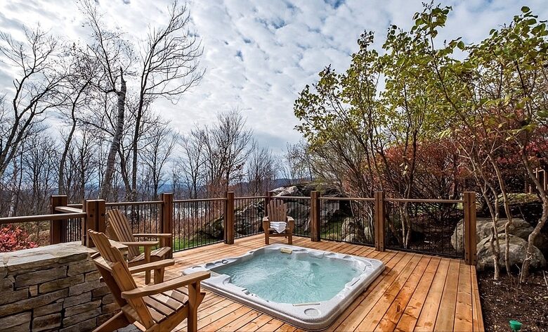 Alpine Elegance - Mont-Tremblant, Canada