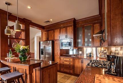 Alpine Elegance - Mont-Tremblant, Canada