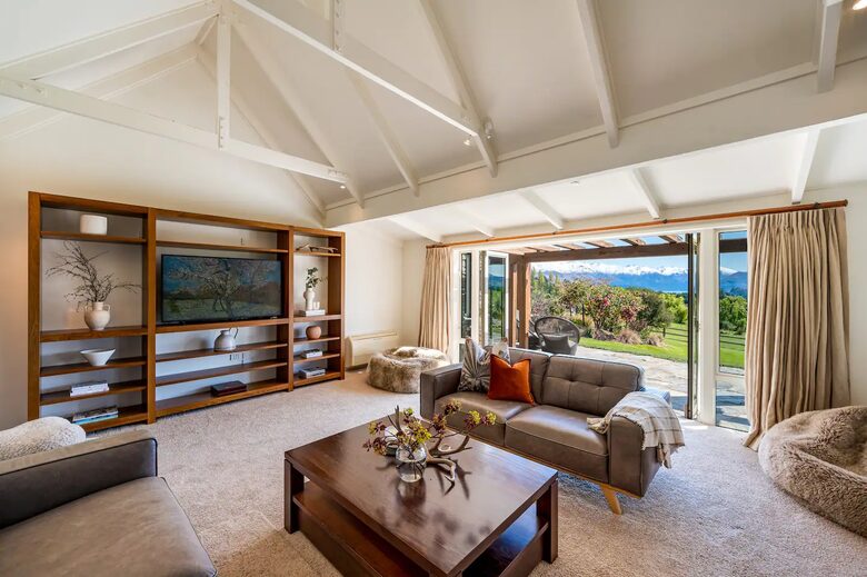 Hidden Oasis Retreat - Wanaka, New Zealand
