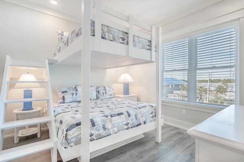Sea Turtle Oceanfront Retreat - Panama City Beach, Florida