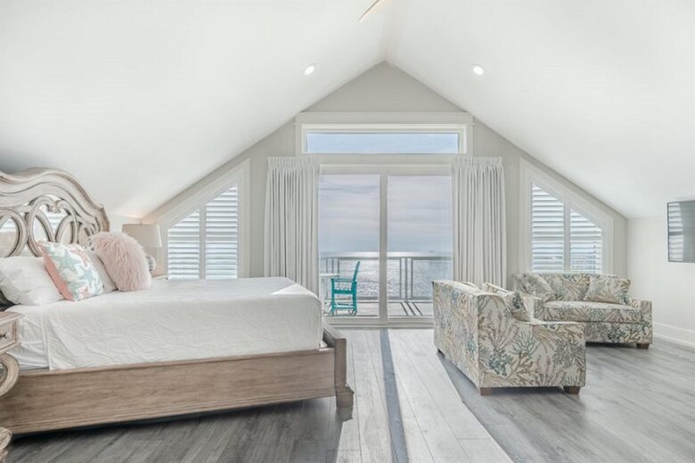 Sea Turtle Oceanfront Retreat - Panama City Beach, Florida