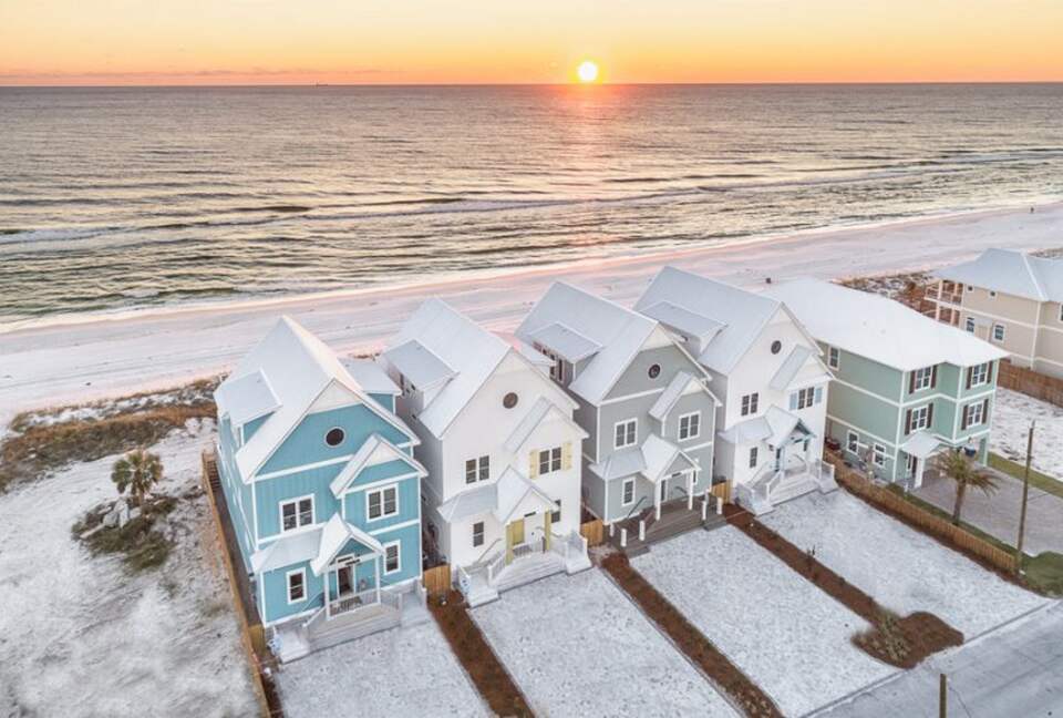 Sea Turtle Oceanfront Retreat - Panama City Beach, Florida