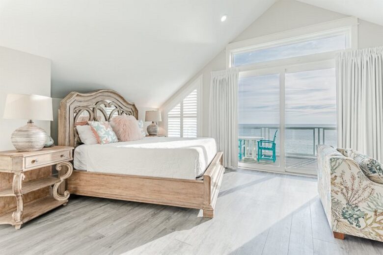 Sea Turtle Oceanfront Retreat - Panama City Beach, Florida