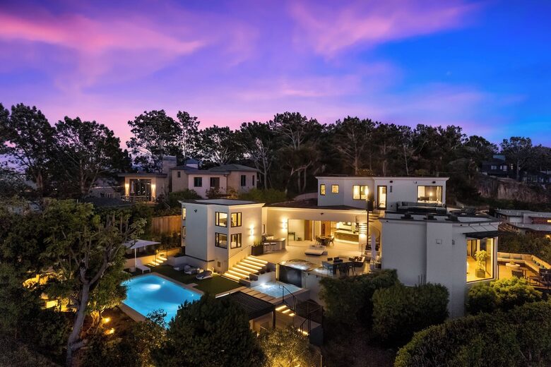 Del Mar Hilltop Oceanview Retreat - Del Mar, California