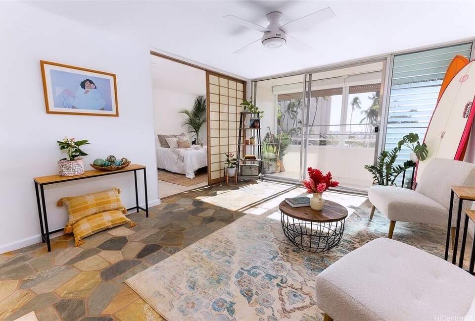 Hawaii Oasis | Steps Away from Waikiki and Ala Moana Beaches and Mall - Honolulu, Hawaii