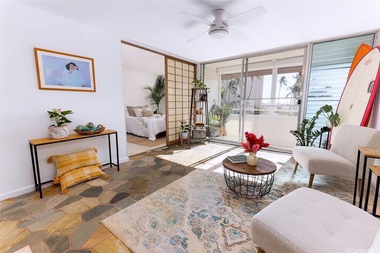 Hawaii Oasis | Steps Away from Waikiki and Ala Moana Beaches and Mall - Honolulu, Hawaii