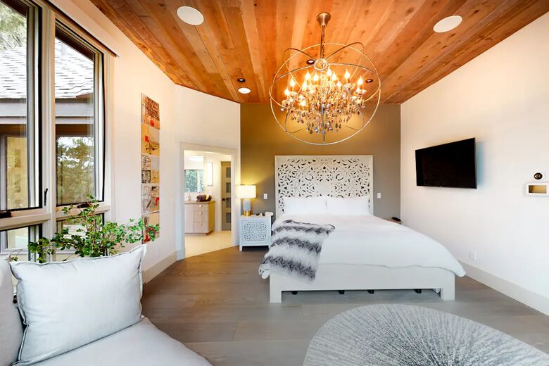 Luxury Lakefront Retreat - Lake Arrowhead, California