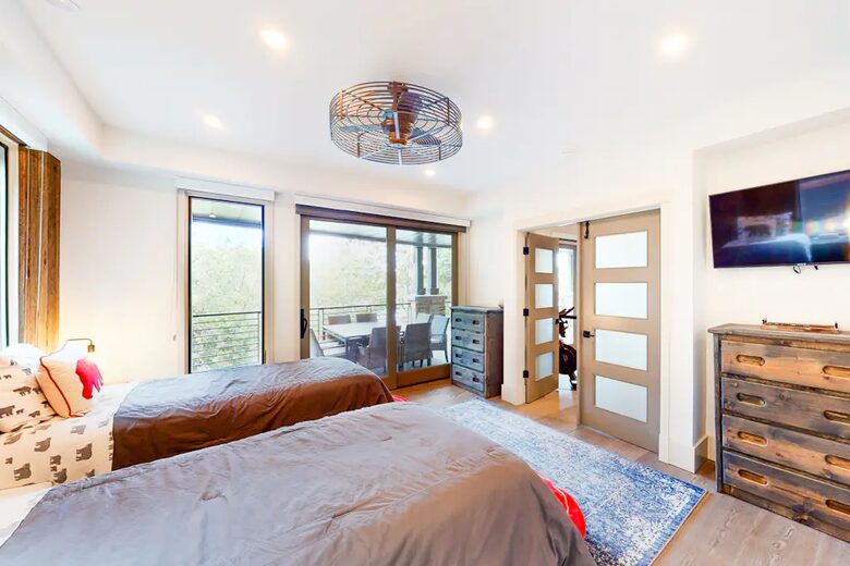 Luxury Lakefront Retreat - Lake Arrowhead, California