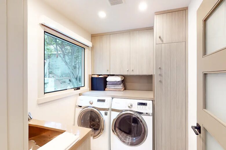 Luxury Lakefront Retreat - Lake Arrowhead, California