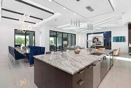 Golden Bear Mansion at Reunion - Kissimmee, Florida