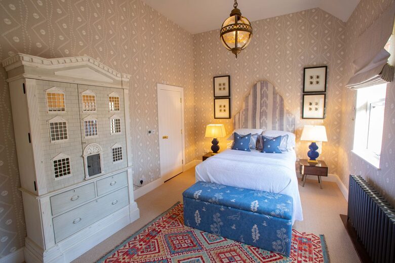 Freshwater House - Freshwater, Isle of Wight, United Kingdom