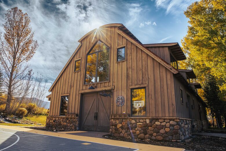 Stunner in Aspen/Snowmass - 25 Acre Mountain Perfection - Snowmass, Colorado