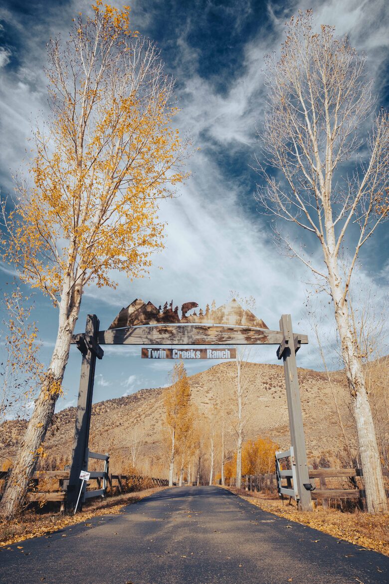 Stunner in Aspen/Snowmass - 25 Acre Mountain Perfection - Snowmass, Colorado