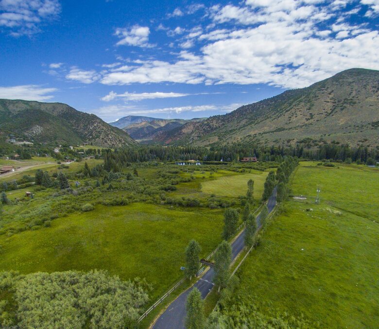 Stunner in Aspen/Snowmass - 25 Acre Mountain Perfection - Snowmass, Colorado