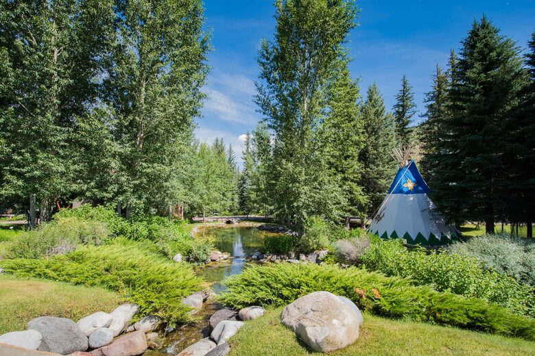 Stunner in Aspen/Snowmass - 25 Acre Mountain Perfection - Snowmass, Colorado