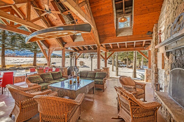 Stunner in Aspen/Snowmass - 25 Acre Mountain Perfection - Snowmass, Colorado
