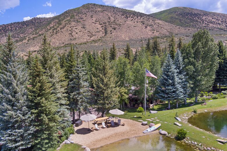 Stunner in Aspen/Snowmass - 25 Acre Mountain Perfection - Snowmass, Colorado