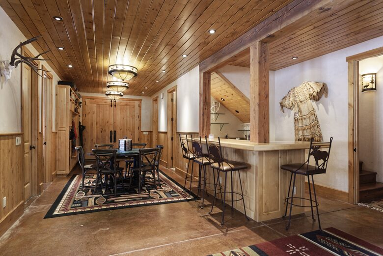 Stunner in Aspen/Snowmass - 25 Acre Mountain Perfection - Snowmass, Colorado