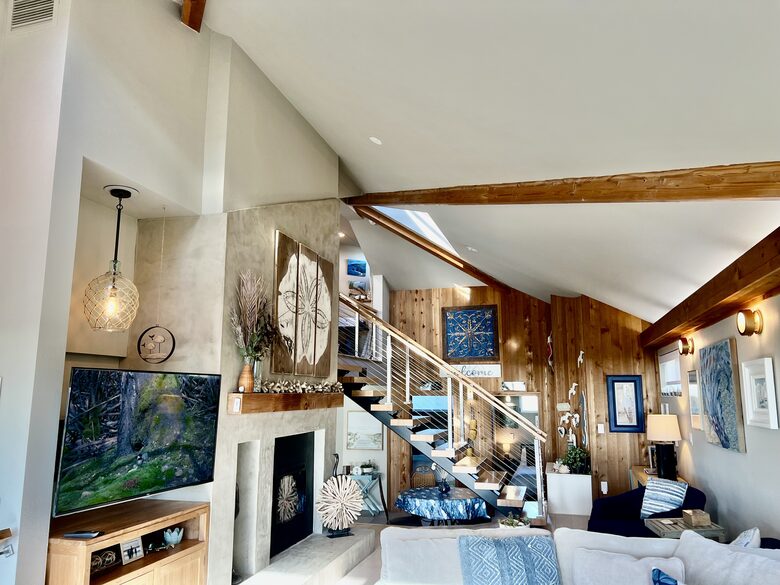Looking from living room to stairway and bedrooms.