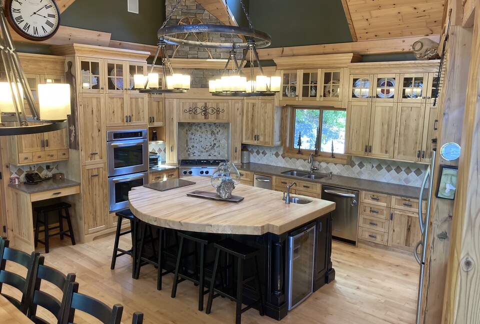 Gourmet kitchen
