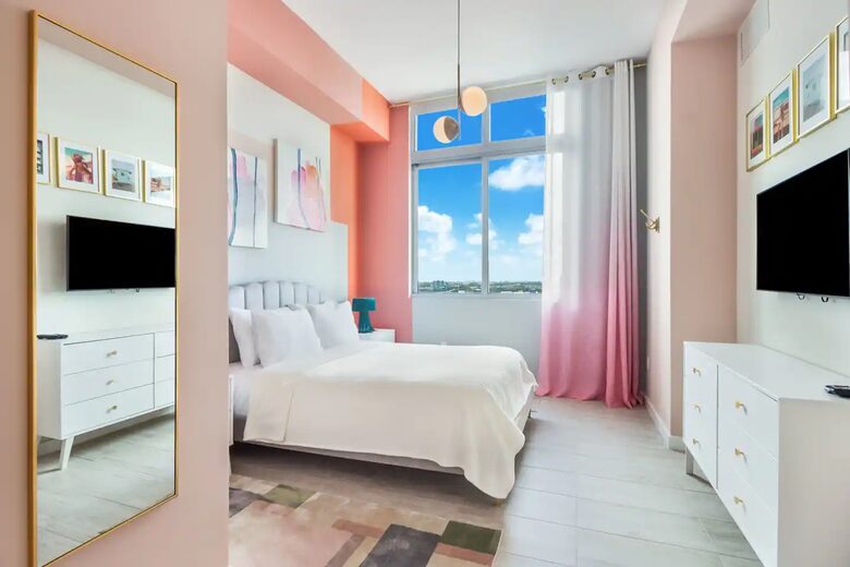 Art Deco Penthouse - Miami, Florida