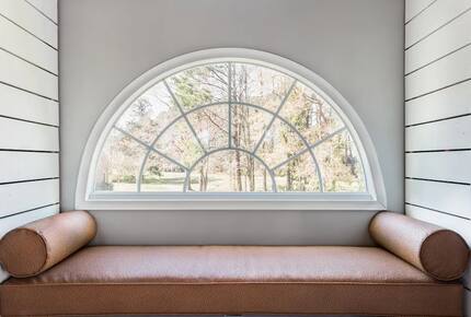 Polished Guest Suite with a Balcony in Charleston - Charleston, South Carolina
