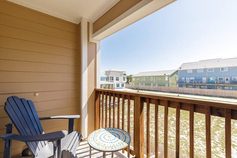 Easygoing Coastal Living Steps from the Gulf - Port Aransas, Texas